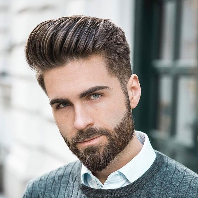Hommes barbus